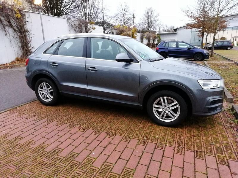 Gebraucht Audi Q3 150 PS (110 kW) 2017 Grau SUV