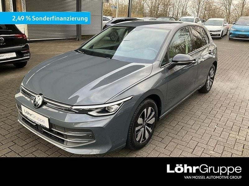 Grau Gebraucht 2025 VW Golf VIII Goal Limousine | 30.980 € (Guter Preis) - Bild 1/3