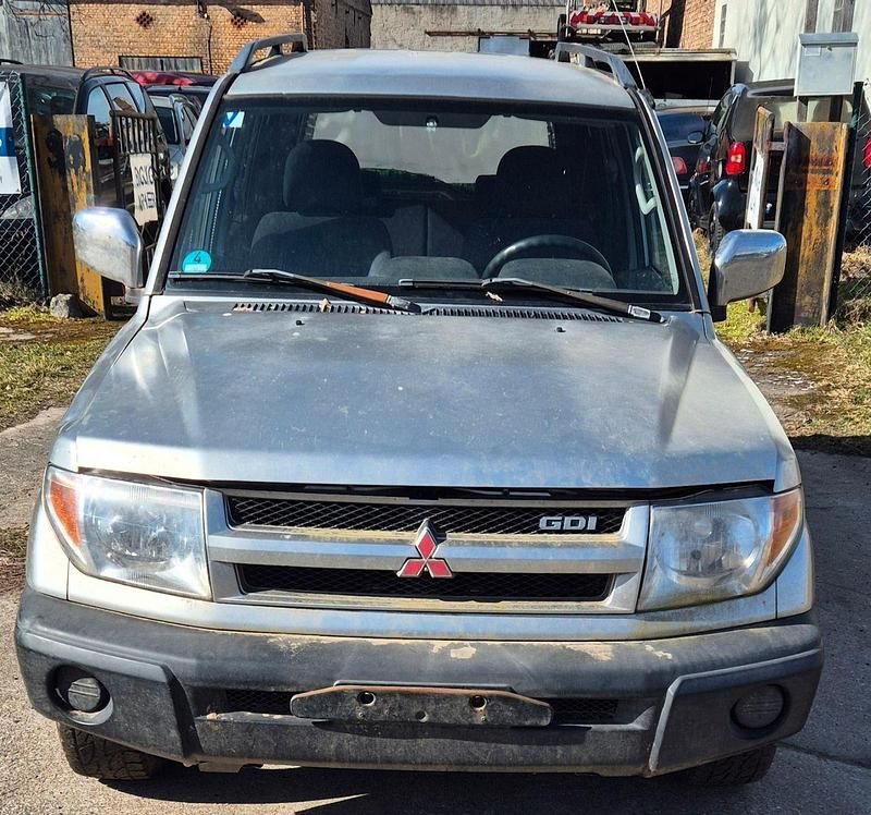 Gebraucht Mitsubishi Pajero 129 PS (94 kW) 2001 Silber SUV