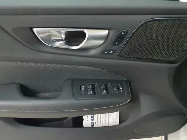 Gebraucht Volvo V60 Plus 197 PS (144 kW) 2023 Weiß Kombi