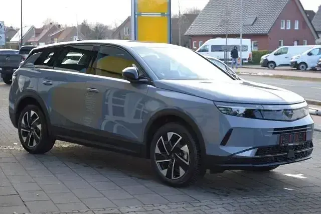 Gebraucht Opel Grandland X Edition 146 PS (107 kW) 2026 Grau SUV