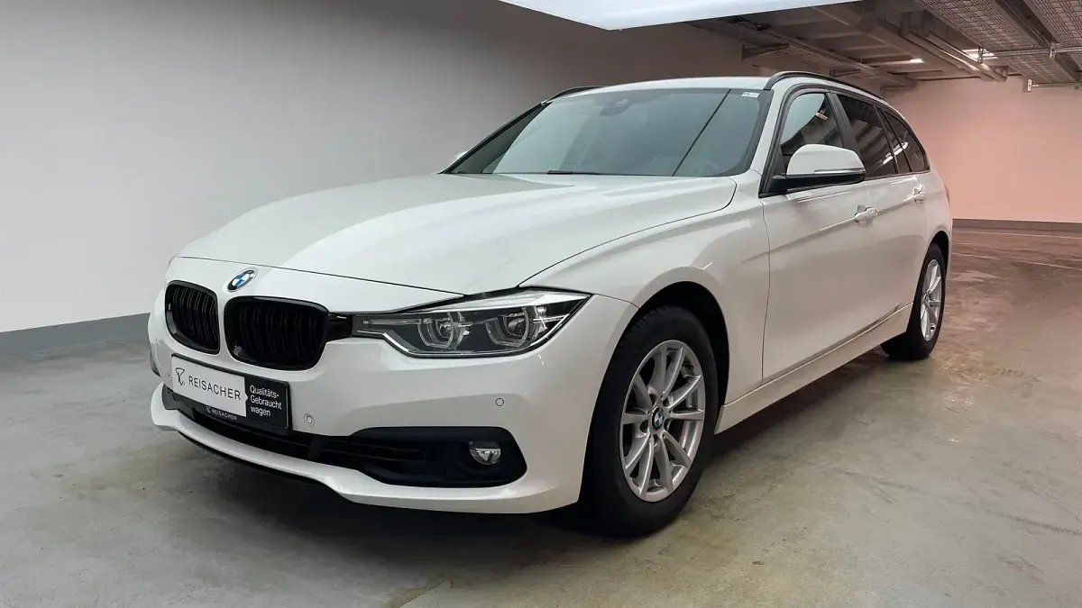 Usata BMW 320 Efficient Dynamics 184 CV (135 kW) 2019 Bianco Station wagon