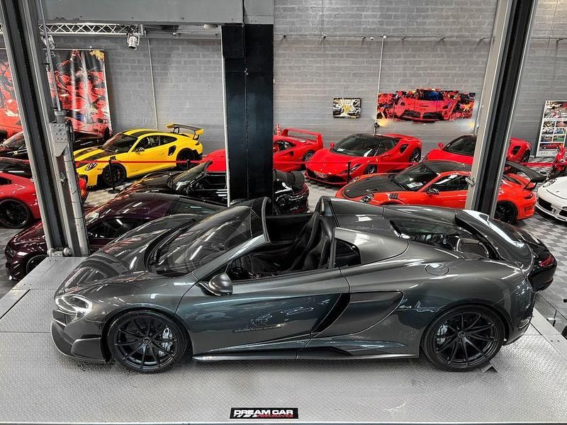 Gebraucht McLaren 675LT 674 PS (495 kW) 2016 Grau Cabrio