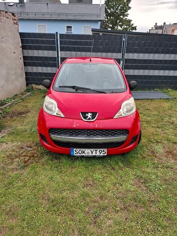 Rot Gebraucht 2009 Peugeot 107 Filou Kleinwagen | 1.250 € (Superpreis) - Bild 1/3
