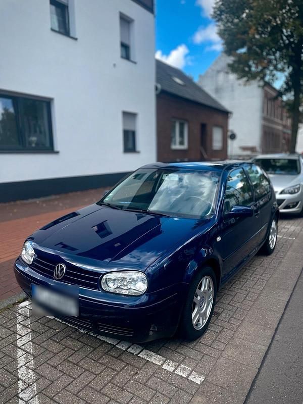 Blau Gebraucht 2000 VW Golf IV Coupé | 2.200 € (Fairer Preis) - Bild 1/4
