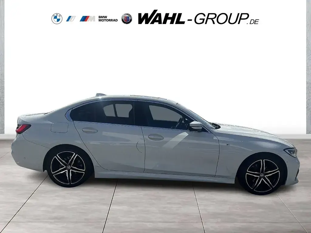 Gebraucht BMW 320 M Sport 190 PS (139 kW) 2019 Weiß Limousine