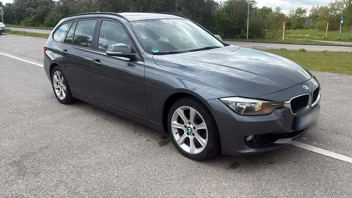 Gebraucht BMW 325 218 PS (160 kW) 2015 Grau Kombi