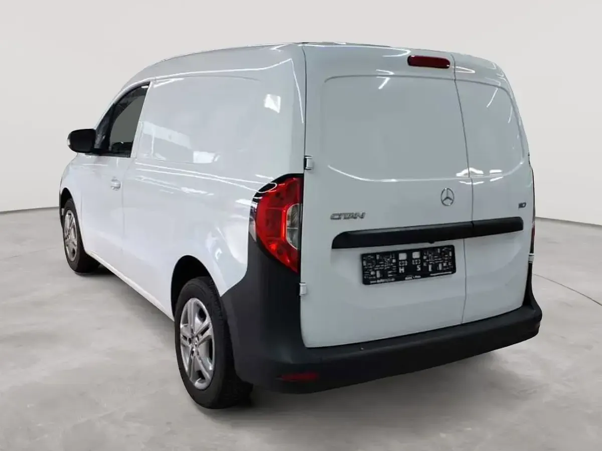 Gebraucht Mercedes Citan 110 102 PS (75 kW) 2024 Arktisweiß Van / Kleinbus