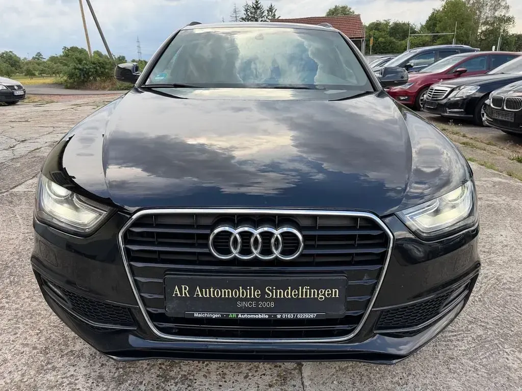 Gebraucht Audi A4 S-Line 190 PS (139 kW) 2015 Brillantschwarz Kombi