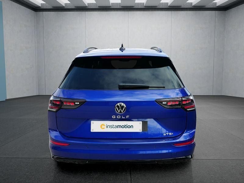 Nowe VW Golf VIII 150 KM (110 kW) 2026 Niebieski Kombi