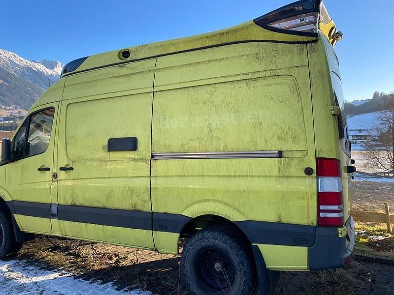 Gebraucht Mercedes Sprinter 190 PS (139 kW) 2012 Gelb Van