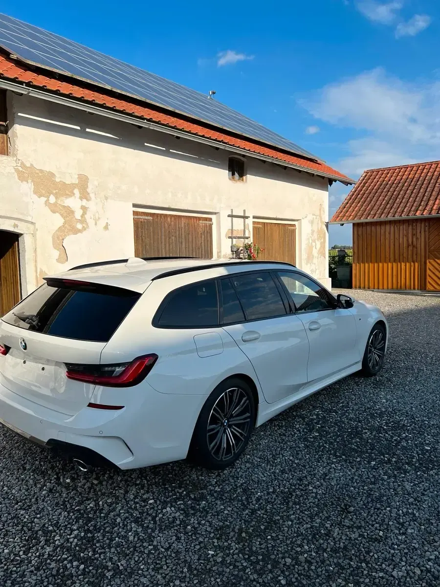 Gebraucht BMW 320 M Sport 190 PS (139 kW) 2020 Weiß Kombi