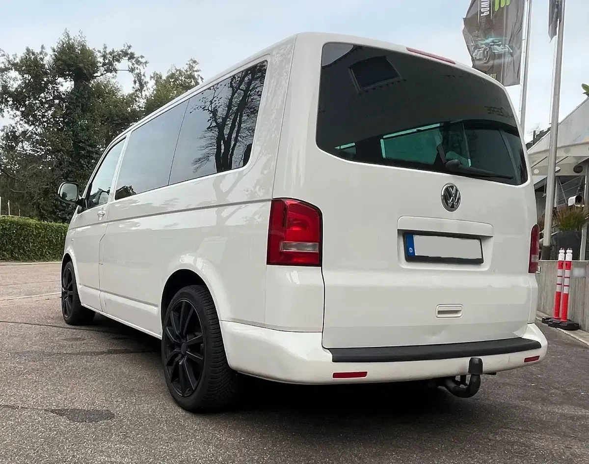 Gebraucht VW Caravelle 179 PS (131 kW) 2012 Weiß Van