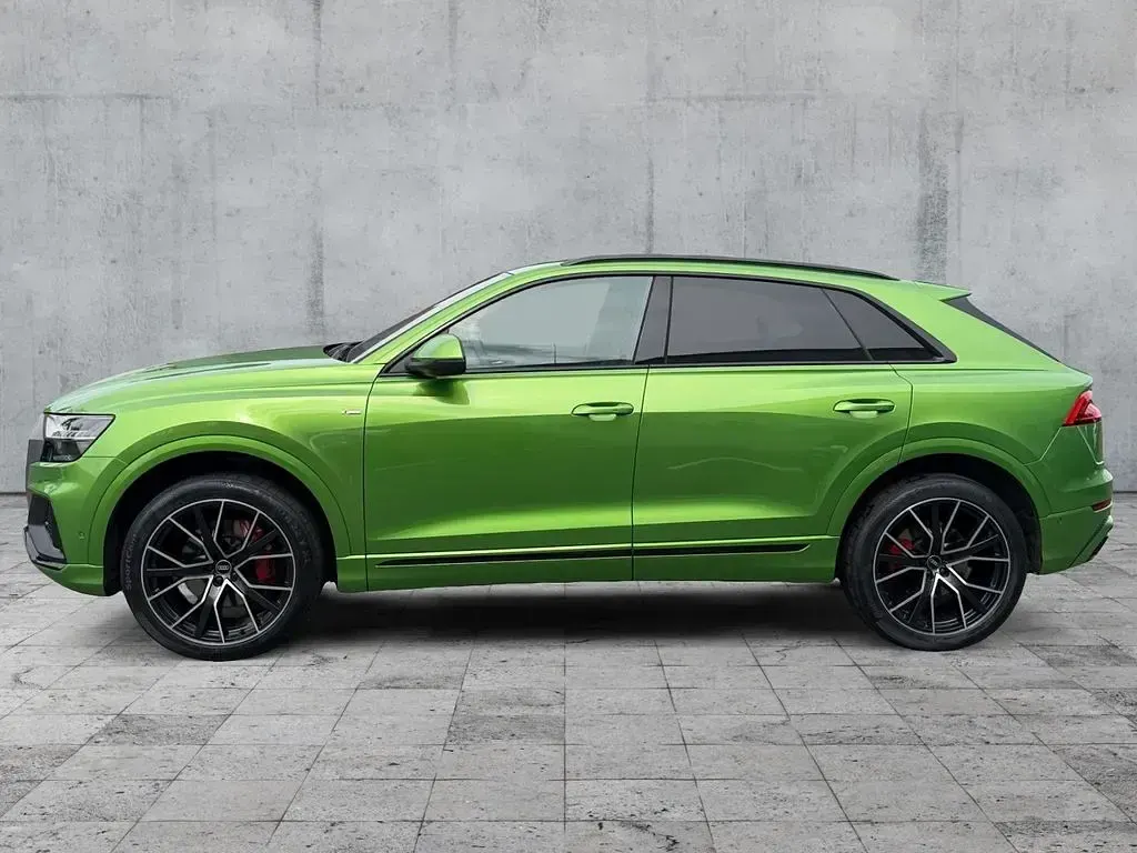 Gebraucht Audi Q8 Ambiente 286 PS (210 kW) 2023 Individuallackierungen audi ex SUV
