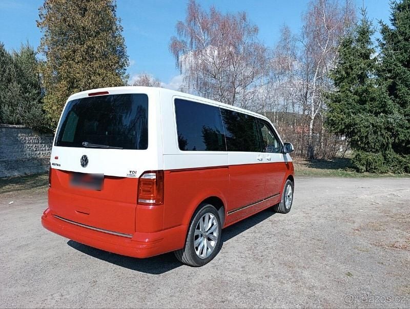 Gebraucht VW T6 Generation Six 150 PS (110 kW) 2016 Rot Van