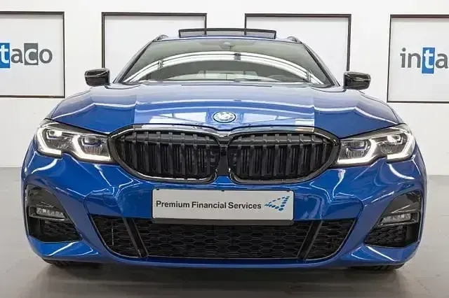 Gebraucht BMW 330e M Sport 292 PS (214 kW) 2021 Blau Kombi
