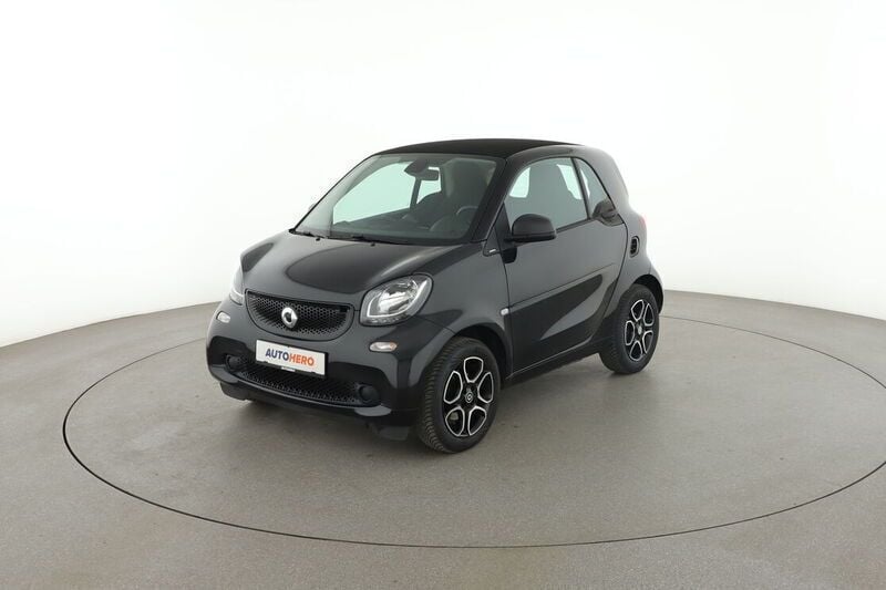 Schwarz Gebraucht 2018 Smart ForTwo Coupé Basis Kleinwagen | 9.980 € (Superpreis) - Bild 1/4