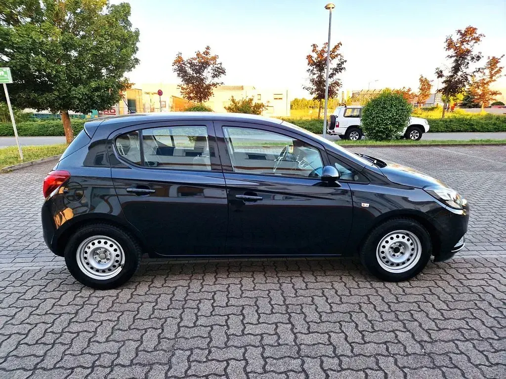 Gebraucht Opel Corsa Edition 90 PS (66 kW) 2015 Schwarz Kleinwagen
