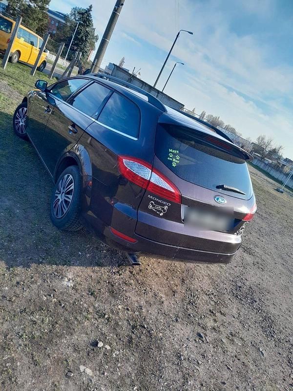 Gebraucht Ford Mondeo Titanium 203 PS (149 kW) 2010 Braun Kombi