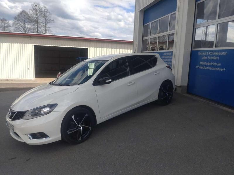 Gebraucht Nissan Pulsar Black Edition 110 PS (80 kW) 2018 Brilliant white (m) Kleinwagen