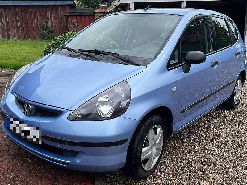 Blau Gebraucht 2004 Honda Jazz S Kleinwagen | 2.400 € (Fairer Preis) - Bild 1/4