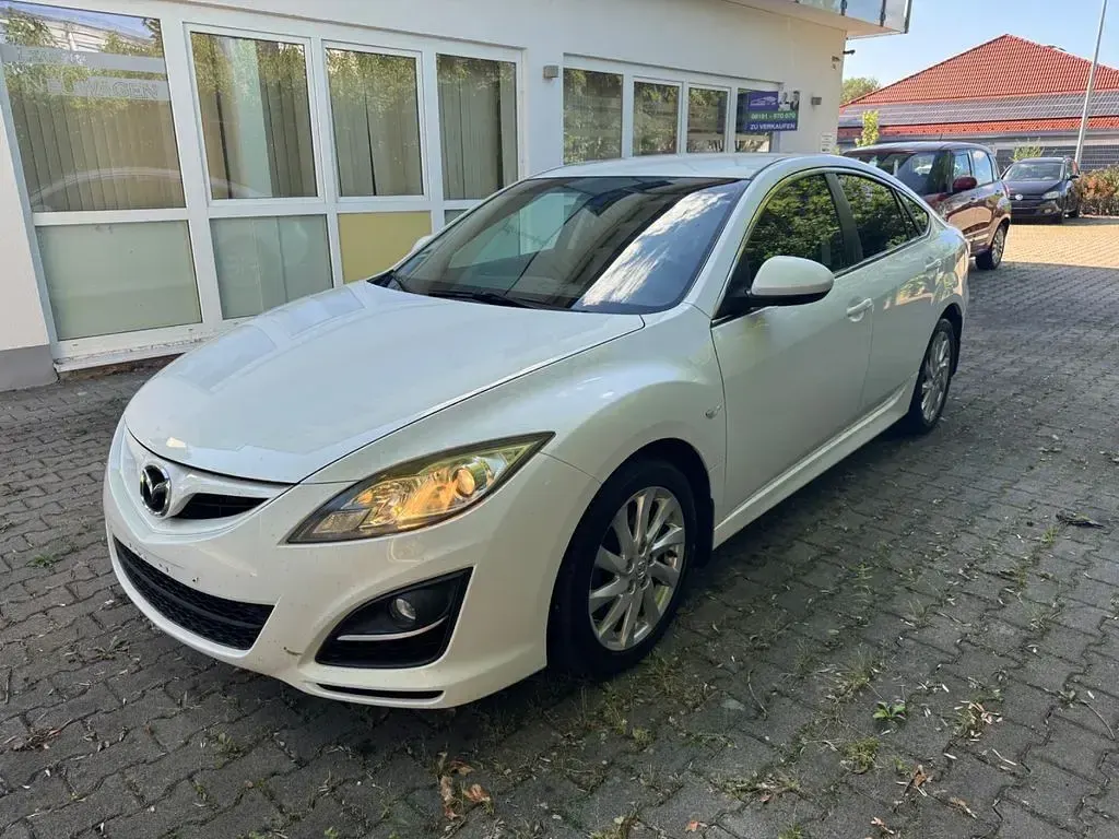 Gebraucht Mazda 6 90th Anniversary 163 PS (119 kW) 2011 Weiß Limousine