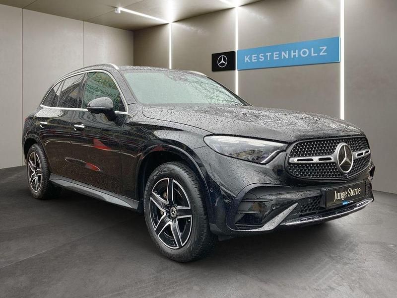 Gebraucht Mercedes GLC300e AMG 313 PS (230 kW) 2023 Schwarz SUV