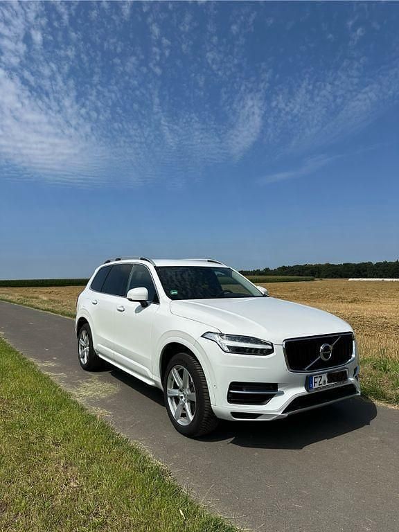 Weiß Gebraucht 2018 Volvo XC90 SUV | 28.695 € (Superpreis) - Bild 1/4