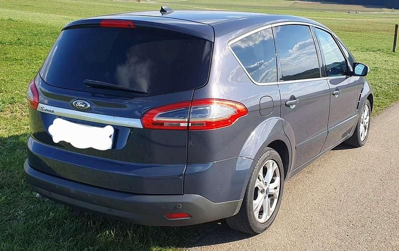 Second-hand Ford S-MAX Titanium 163 CP (119 kW) 2013 Monovolum