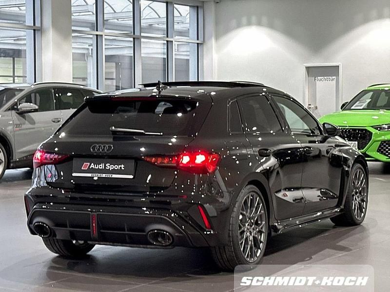 Gebraucht Audi RS3 Sport 400 PS (294 kW) 2025 Schwarz Limousine