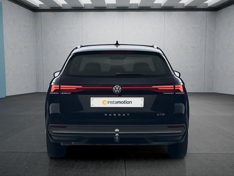 Gebraucht VW Passat 150 PS (110 kW) 2024 Schwarz Kombi