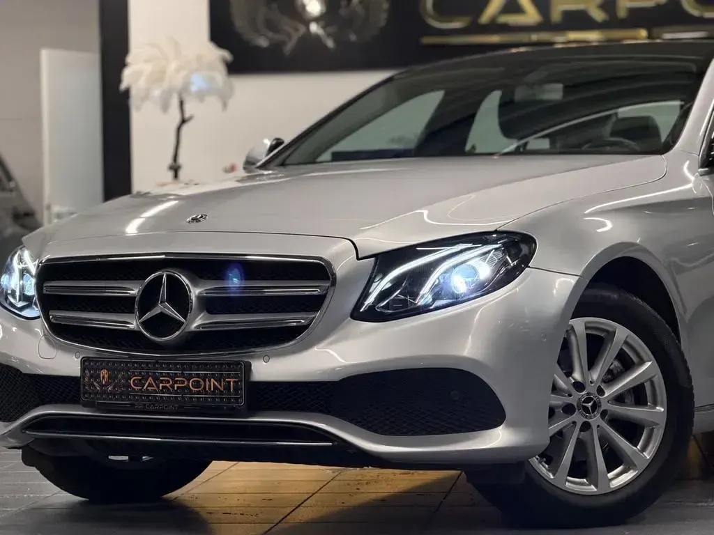 Gebraucht Mercedes E200 184 PS (135 kW) 2017 Silber Limousine
