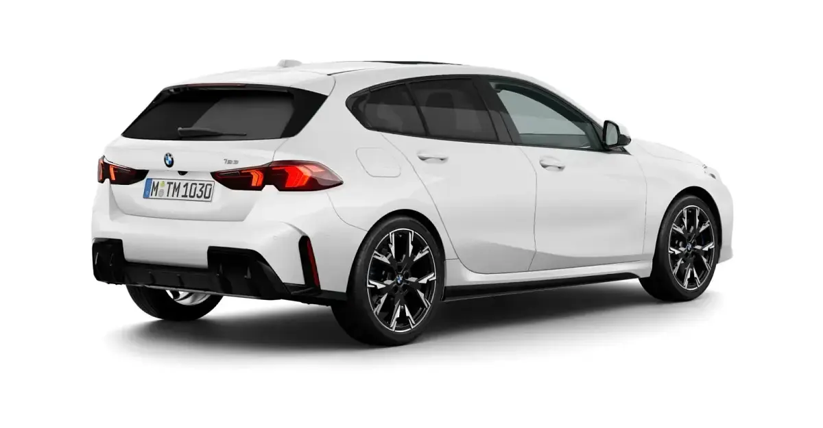 Gebraucht BMW 123 Shadowline 218 PS (160 kW) 2025 Weiß Kleinwagen