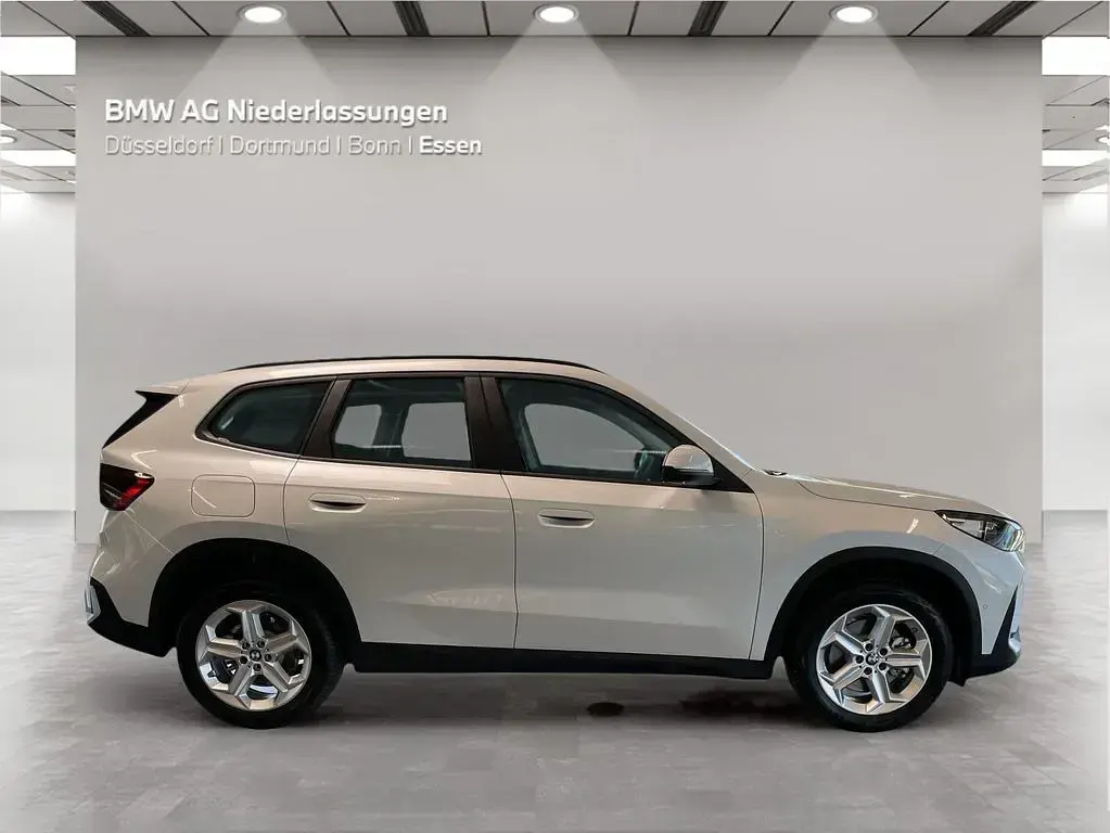 Gebraucht BMW X1 156 PS (114 kW) 2023 Weiß SUV
