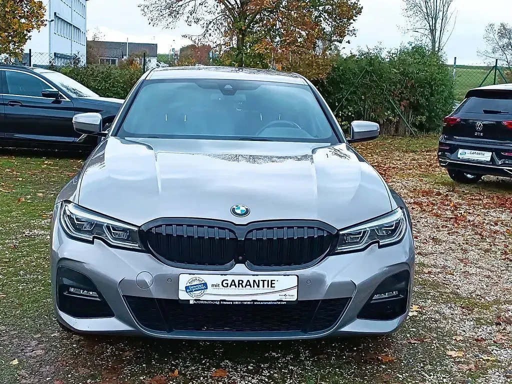 Gebraucht BMW 330 M Sport 252 PS (185 kW) 2020 Grau Limousine