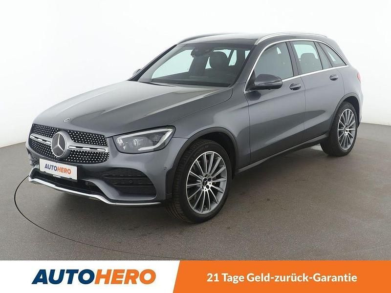 Grau Gebraucht 2019 Mercedes GLC300 AMG line SUV | 34.630 € (Fairer Preis) - Bild 1/3