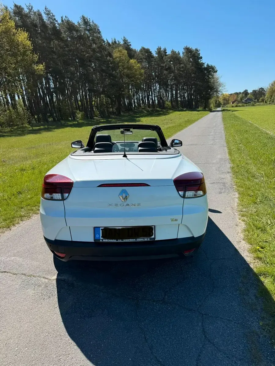 Gebraucht Renault Mégane Cabriolet 130 PS (95 kW) 2010 Weiß Cabrio