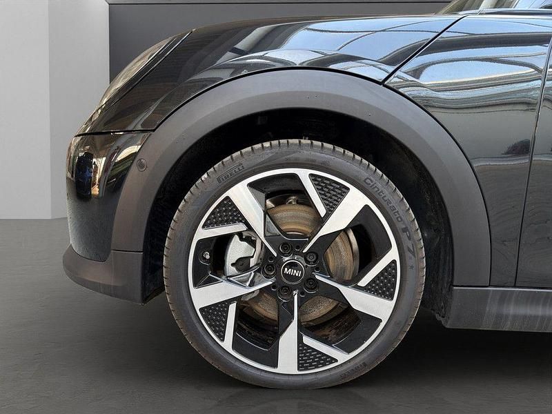 Gebraucht Mini Cooper 156 PS (114 kW) 2024 Schwarz Kleinwagen