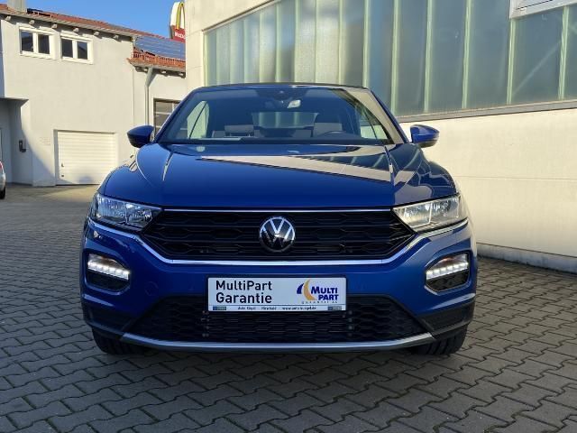 Gebraucht VW T-Roc Cabriolet Active 110 PS (80 kW) 2021 Blau Cabrio