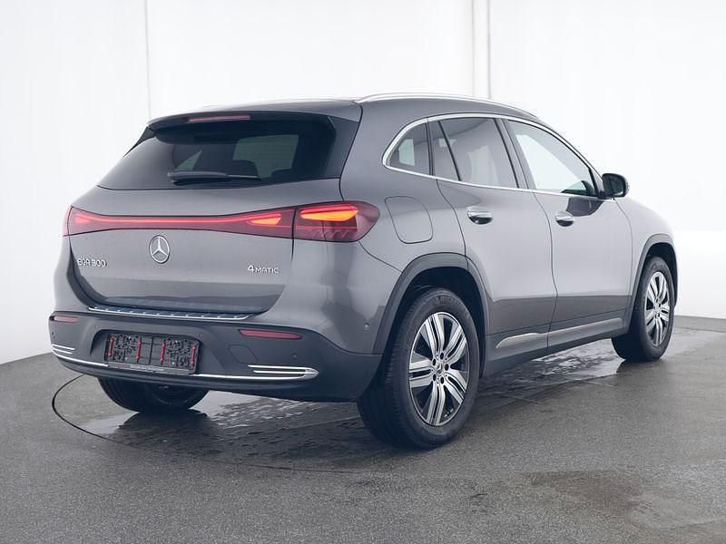 Gebraucht Mercedes EQA300 Progressive 167 kW (228 PS) 2024 Grau metalliclack mountaingrau SUV
