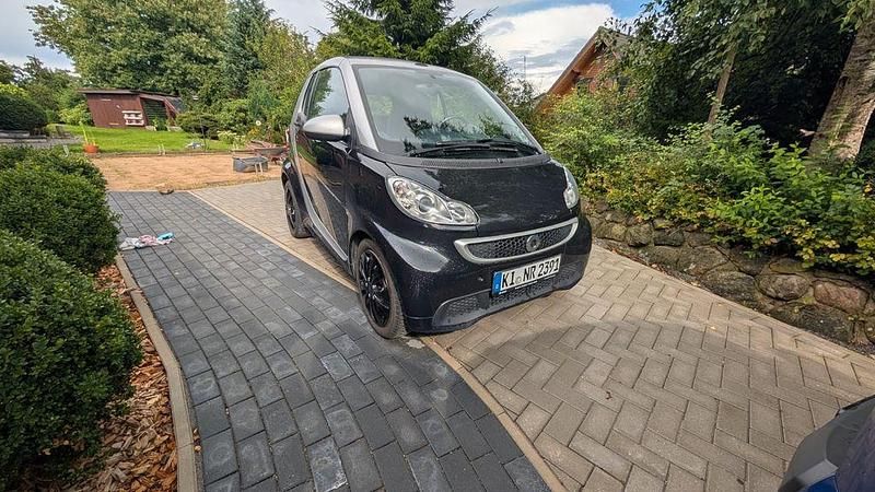 Schwarz Gebraucht 2013 Smart ForTwo Cabrio Passion Cabrio | 3.500 € (Superpreis) - Bild 1/4