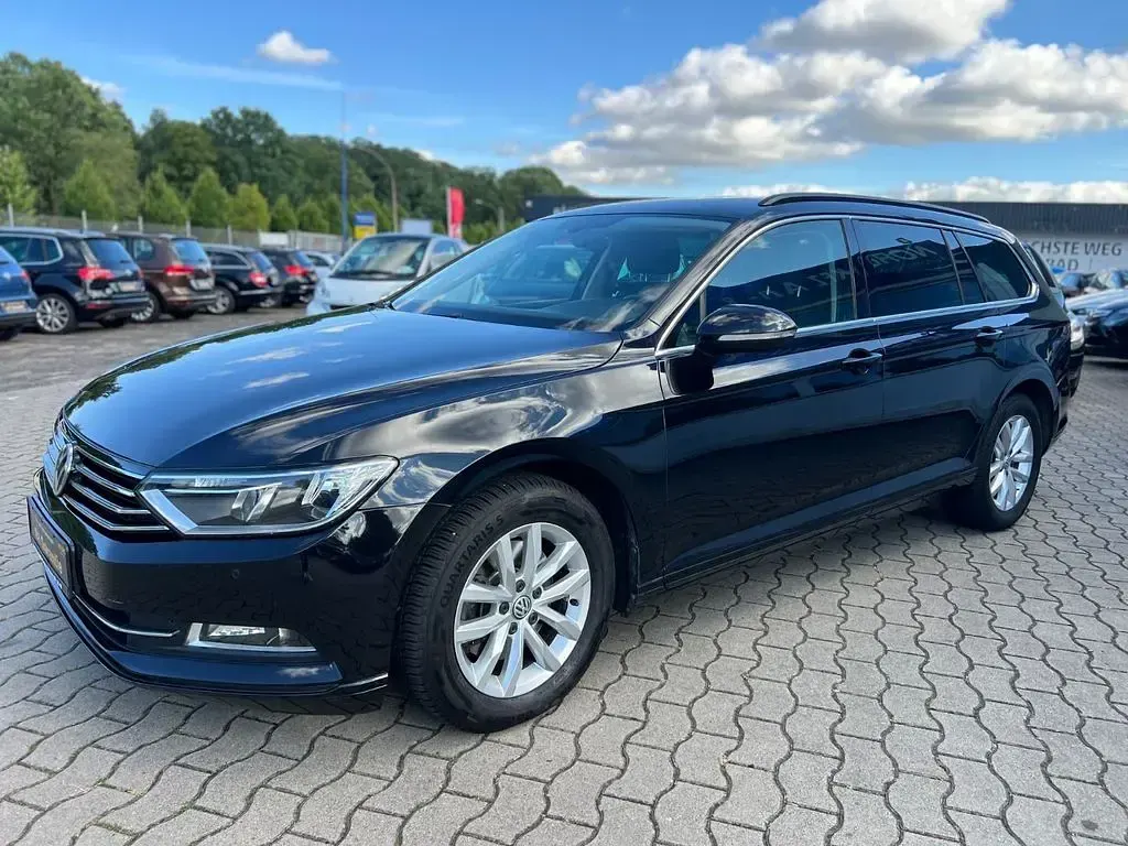 Gebraucht VW Passat Comfortline 150 PS (110 kW) 2016 Andere Kombi