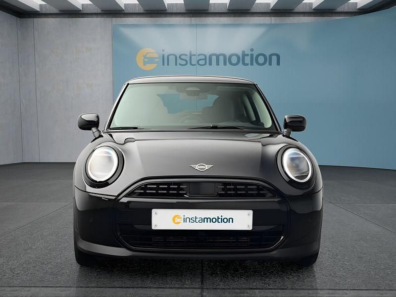 Gebraucht Mini Cooper 156 PS (114 kW) 2024 Schwarz Kleinwagen