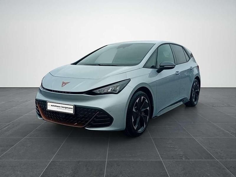 Silber Gebraucht 2024 Cupra Born Kleinwagen | 32.312 € (Superpreis) - Bild 1/4