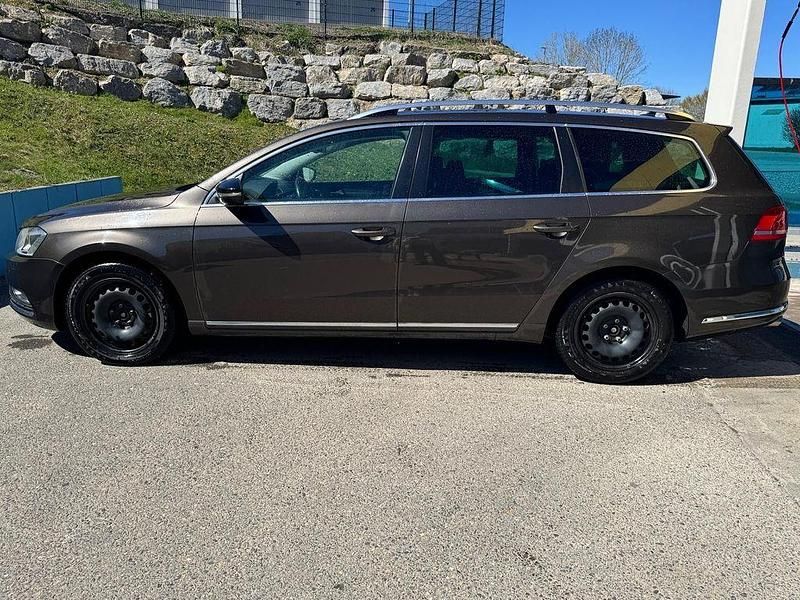 Gebraucht VW Passat 177 PS (130 kW) 2014 Braun Kombi