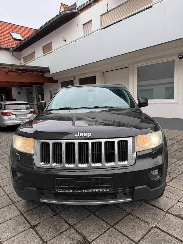 Gebraucht Jeep Grand Cherokee 241 PS (177 kW) 2012 Schwarz SUV
