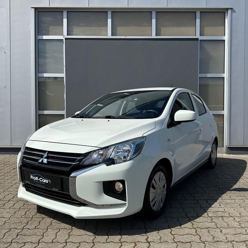Weiß Gebraucht 2022 Mitsubishi Space Star Select Kleinwagen | 9.390 € (Guter Preis) - Bild 1/4