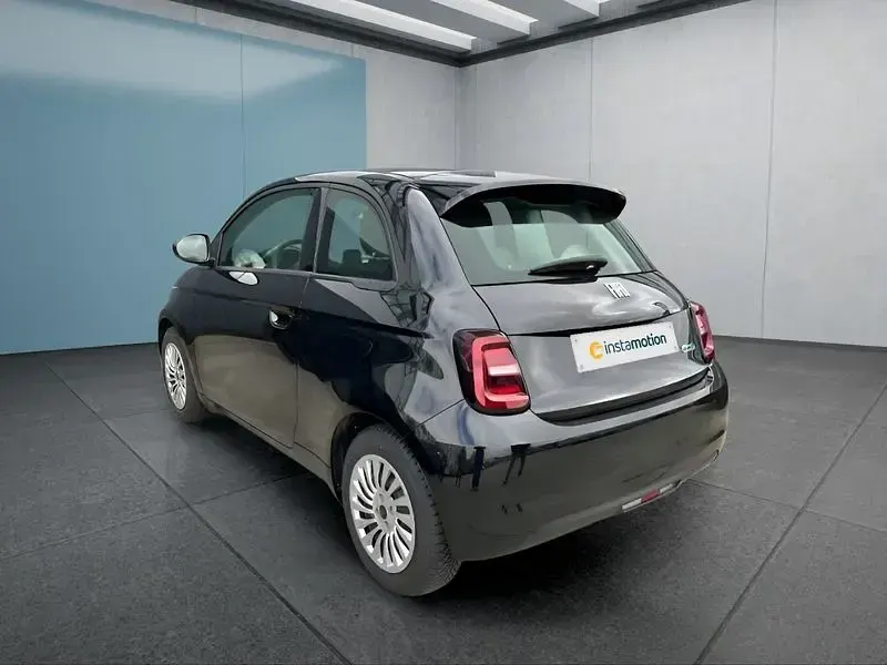 Gebraucht Fiat 500e Action 69 kW (95 PS) 2023 Schwarz Kleinwagen