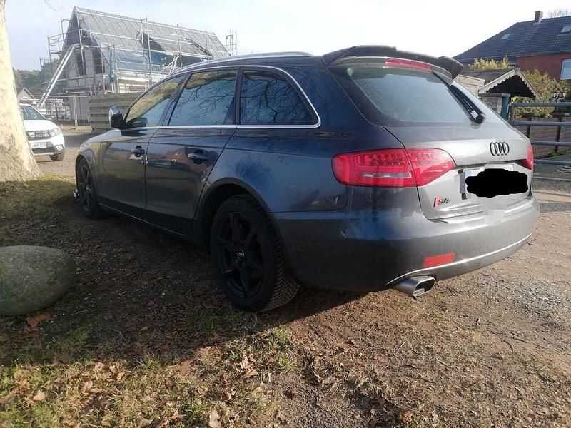 Gebraucht Audi A4 Ambition 120 PS (88 kW) 2009 Grau Kombi
