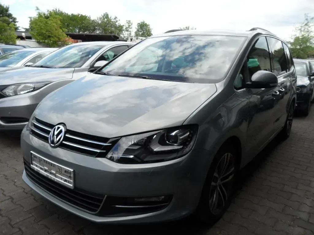 Gebraucht VW Sharan Highline 177 PS (130 kW) 2015 Grau Van / Kleinbus